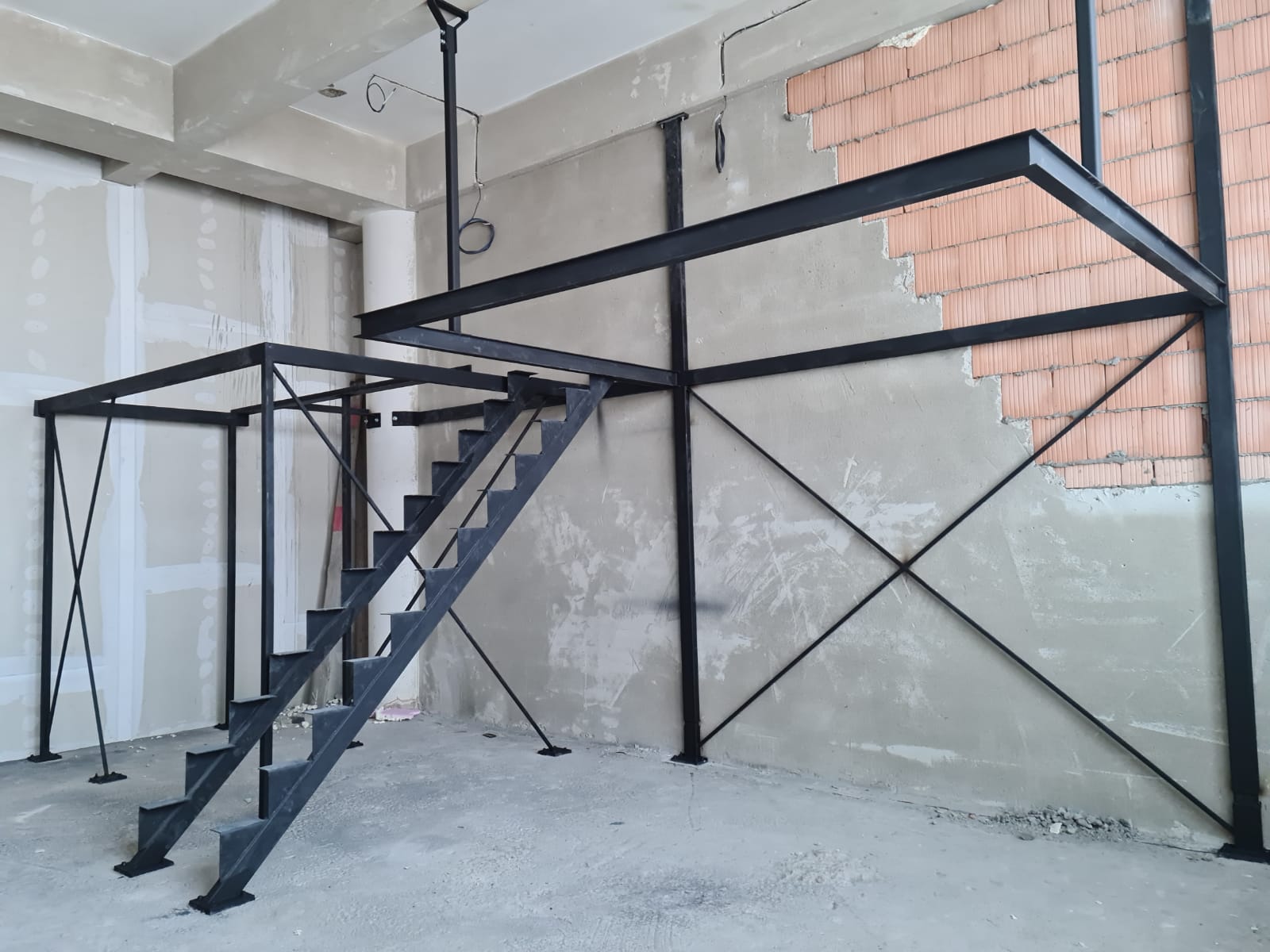 PARVI Cibulka - Mužík & syn